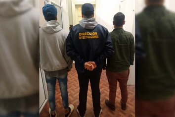 Simularon un allanamiento para ingresar a robar en una casa