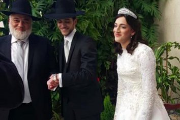 Fuerte repudio de la ortodoxia al casamiento clandestino que violó la cuarentena