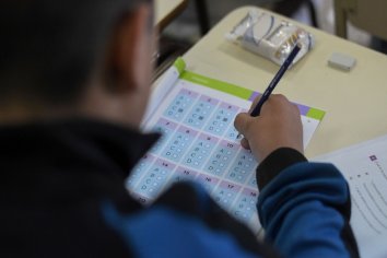 Qué es la “promoción acompañada”, el método por el que se definirá el pase de grado este año