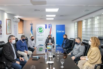 Enersa firmó un acuerdo para desarrollar un proyecto de telecomunicaciones en toda la provincia