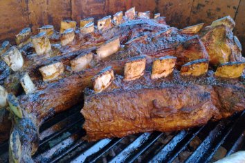 El Ministerio de Salud brindó recomendaciones a la hora de comer