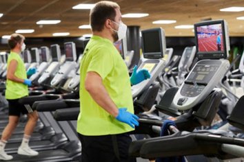 Bordet formalizó la autorización para gimnasios en ciudades sin casos activos de Covid