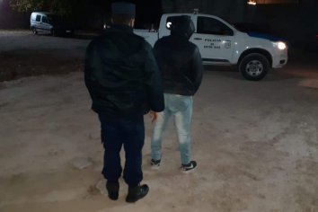 Una joven denunció que su novio la persiguió, la golpeó y la mordió