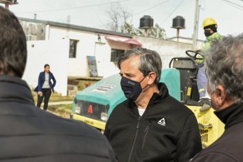 Bahl: "Estamos recuperando Paraná canalizando el esfuerzo de los contribuyentes en obras que mejoran la vida de los vecinos"