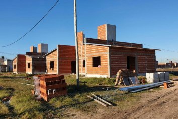 Con recursos provinciales progresa la ejecución de más de 230 viviendas en ocho localidades entrerrianas