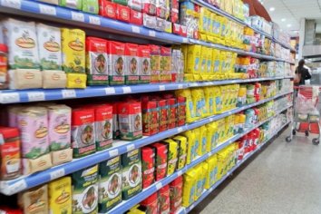 Coronavirus: médico amenazó con sacar todos los paquetes de yerba del pueblo para evitar contagios