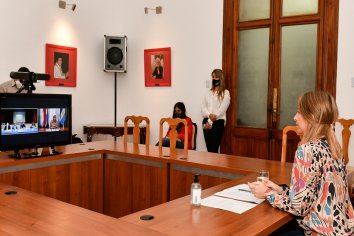 El gobierno provincial suma obra de gas natural y nuevas viviendas en Federal