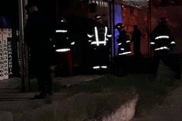 Lamentable: un hombre perdió la vida en un incendio ocurrido esta noche en Paraná