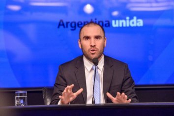 Gobierno anunció que pagará intereses de bonos que no entraron en el canje de deuda
