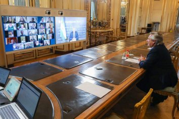 Alberto Fernández participó de la celebración virtual por los 90 años de Estela de Carlotto