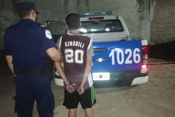 Tienen 13 y 19 y fueron detenidos por robar en una casa