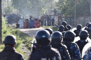 Incidentes en el desalojo de predio de Guernica: Hay 35 detenidos al momento