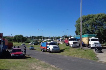 Transportistas levantaron los cortes en los accesos