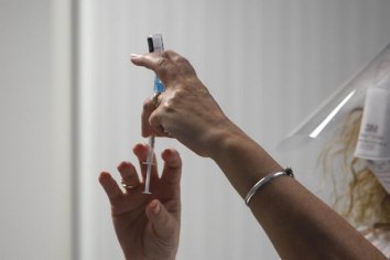 Argentina comenzará la vacunación a adolescentes de entre 12 y 17 años