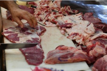 Paritarias de la carne: alerta y movilización del gremio