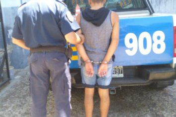Fue a denunciar el robo de su celular y se cruzó con el malhechor