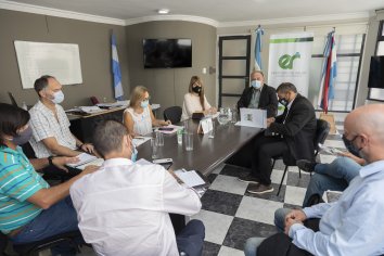 Salud se reunió con autoridades de Pueblo Liebig del departamento Colón