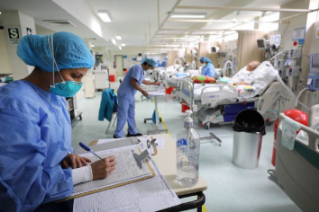 Informaron 9.000 casos de coronavirus y 310 muertes en las últimas 24 horas