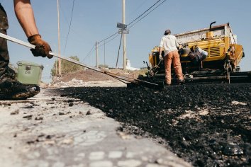 Abrieron los sobres para la obra de bacheo y recuperación de la trama vial en el Sureste