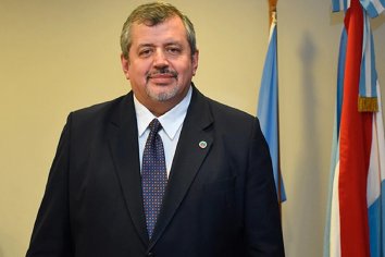 El juez Carballo aceptó la recusación y apartó al fiscal Barbosa de la investigación contra Castrillón