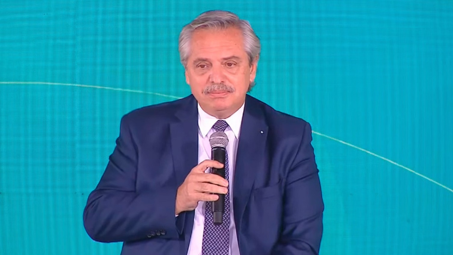 Fernández lanzó el programa - Vimarsana News