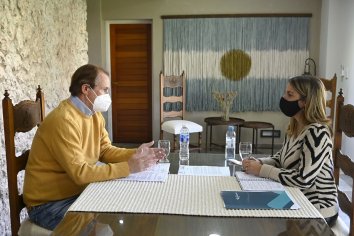 Bordet analizó junto a Stratta la marcha del plan de vacunación y la asistencia a sectores económicos