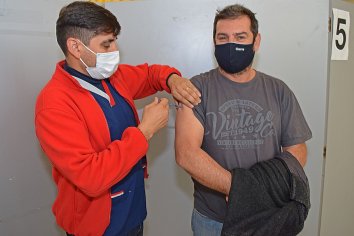 Se aplicaron más de 46.000 dosis de vacunas Covid-19 en la última semana