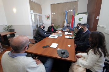 La provincia avanza en un estudio del perfil competitivo para el desarrollo portuario y logístico