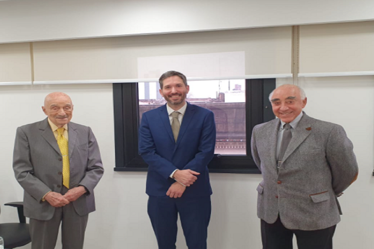 El CGE y el Banco Entre Ríos dan continuidad a proyectos conjuntos para el beneficio de las escuelas - Vimarsana News