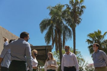 La Municipalidad construye sanitarios en el Complejo Toma Vieja