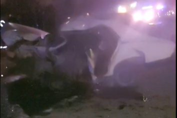 Dos autos chocaron de frente en el acceso a San Benito