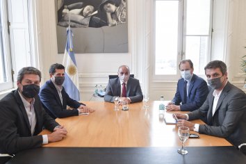 Bordet gestionó ante el jefe de gabinete y ministros la apertura de los pasos vecinales con Uruguay