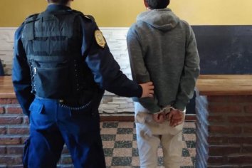 Agredió a su pareje delante de su hijo menor de edad