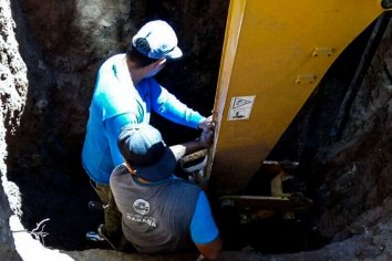 Nuevo operativo de limpieza de la red cloacal en Paraná V