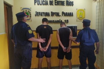 Dos detenidos por intentar asaltar a una joven cuando salía de su local
