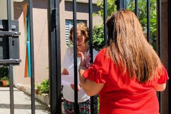 Restringen el tránsito para reasfaltar calle Los Ceibos