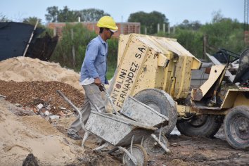 Se ejecutarán obras por Emergencia Covid-19 en ocho escuelas de cinco departamentos de la provincia
