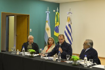Bordet ratificó la decisión política de avanzar con el dragado a los 34 pies en el río Uruguay