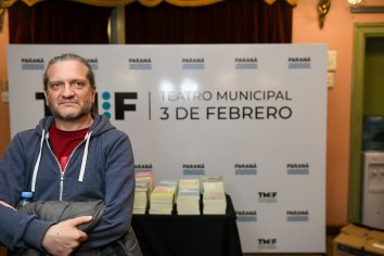 Darío Sztajnszrajber visitó la ciudad y presentó su obra en el Teatro 3 de Febrero