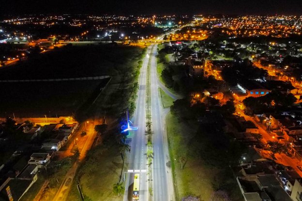 Instalan luminarias led en uno de los ingresos a Paraná