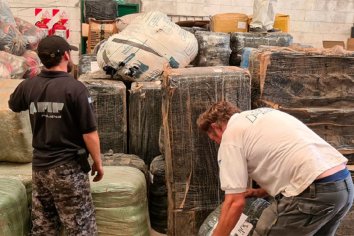 Aduana incautó ropa y artículos de cotillón por más de 60 millones de pesos