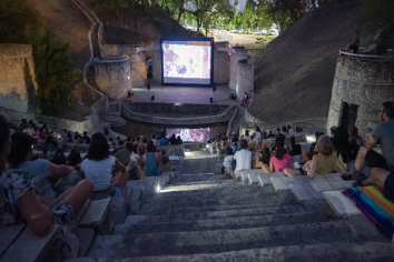 Continúa Cine bajo las Estrellas en el Anfiteatro con la proyección de El Ciudadano Ilustre