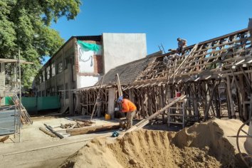 La obra de construcción del gimnasio en la Escuela Nº 16 de Concordia supera el 50 por ciento