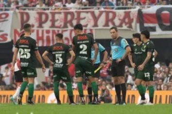 Suspendieron River vs Defensa y Justicia por el fallecimiento de un hincha