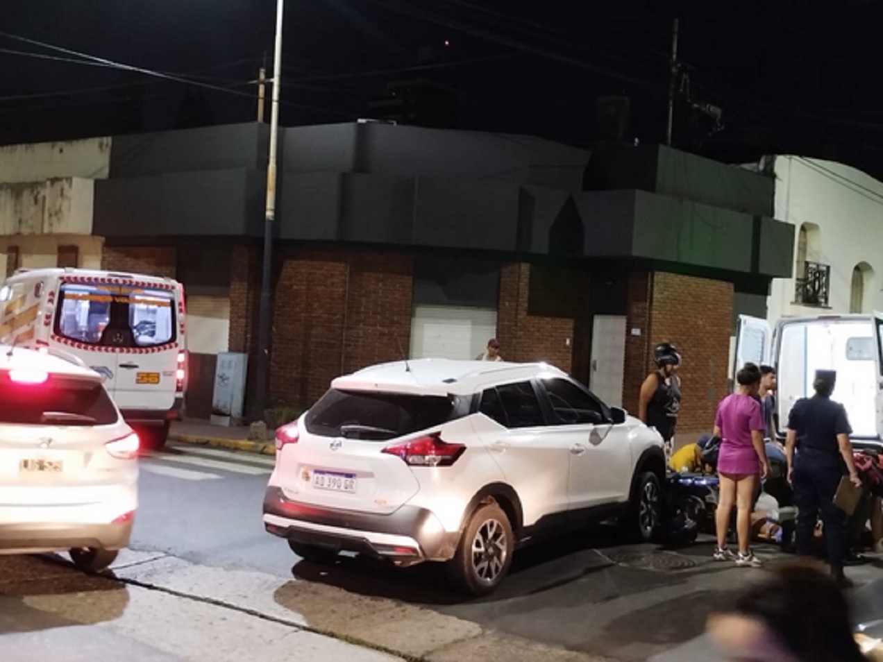 Mujer debió ser hospitalizada por choque en Tucumán y 25 de Junio ...