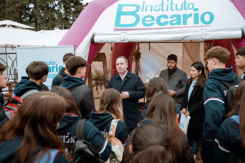 Culmina la etapa de inscripción para becas secundarias - Noticias | La ...