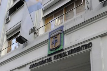 En un nuevo desafío contra la AFA, Milei reglamentó las SAD en el fútbol