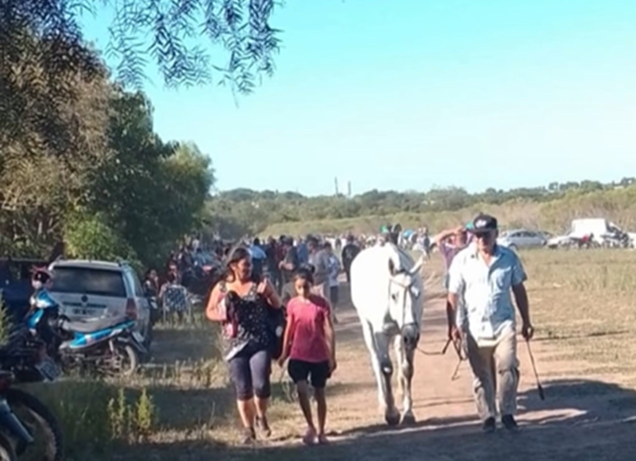 Intervienen predio y clausuran carreras clandestinas de caballos