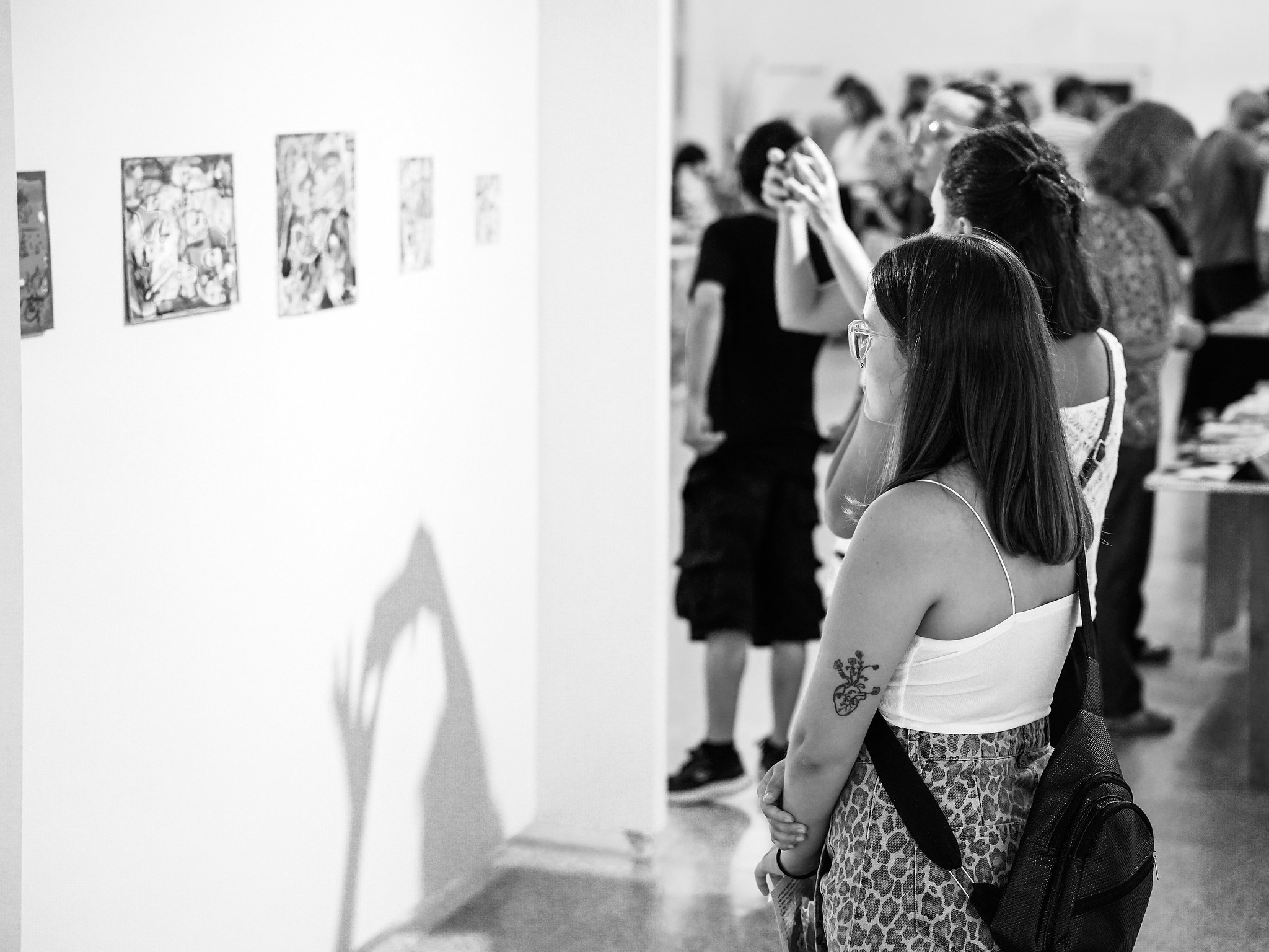 La feria de arte gráfico e ilustración en AURA tuvo una alta convocatoria de público