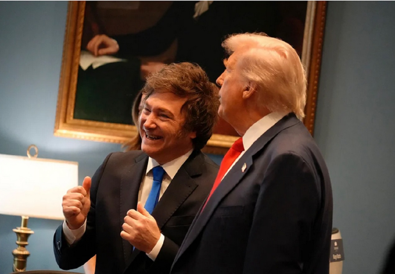 Milei negó negociaciones con Trump para recibir deportados